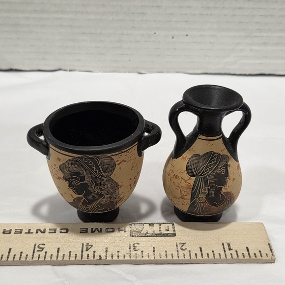 Vintage Pair of Mini Greek Goddess Pottery - Picture 8 of 8